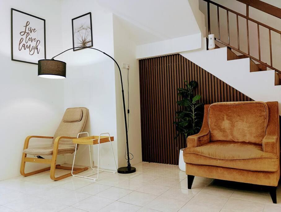 קאג'אנג Tenang Retreat Holiday Home 3Bedroom 3Bath 2Parking מראה חיצוני תמונה