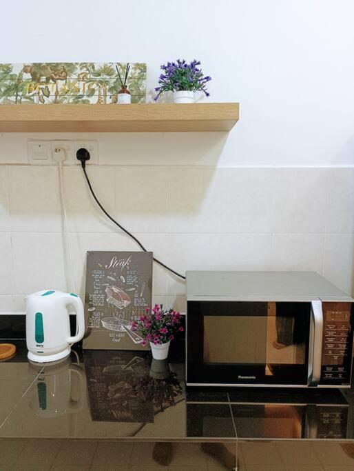 קאג'אנג Tenang Retreat Holiday Home 3Bedroom 3Bath 2Parking מראה חיצוני תמונה